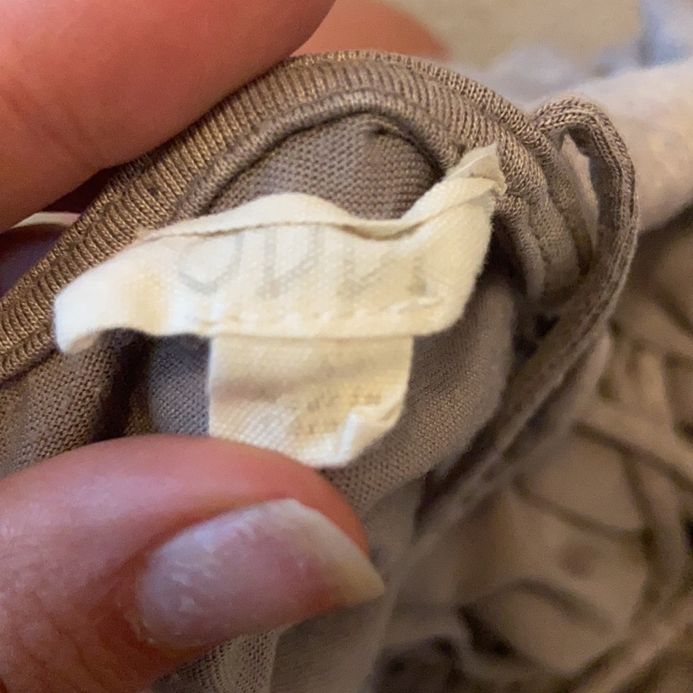 Cross back Top - Picture 3 of 3